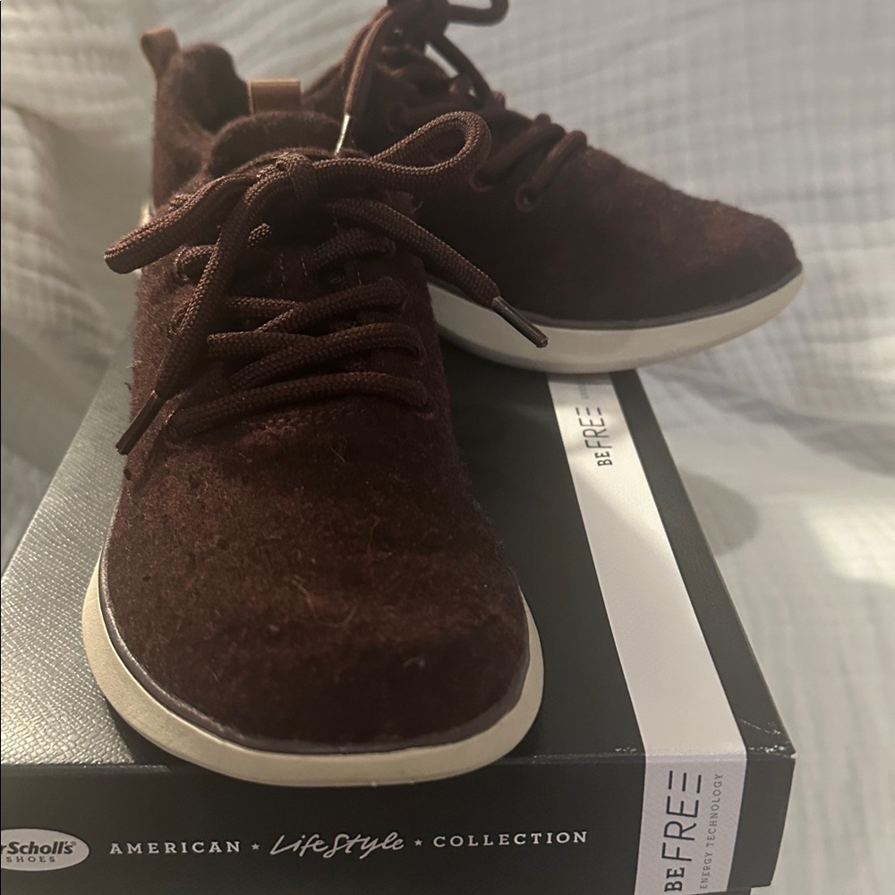 Dr. Scholl's Burgundy Freestep Casual Shoes